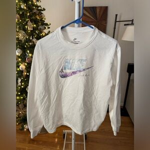 Nike long sleeve tee